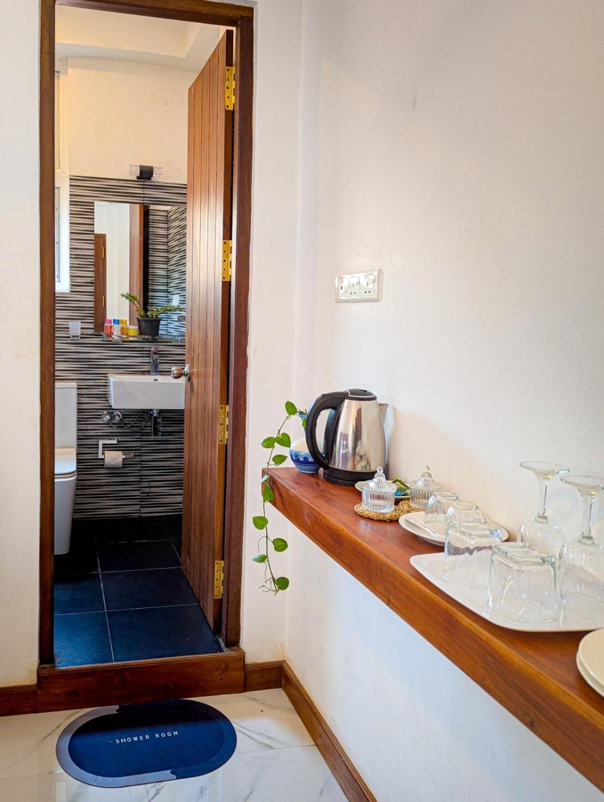 Airport Hotel By Cmb Apartments Negombo Luaran gambar