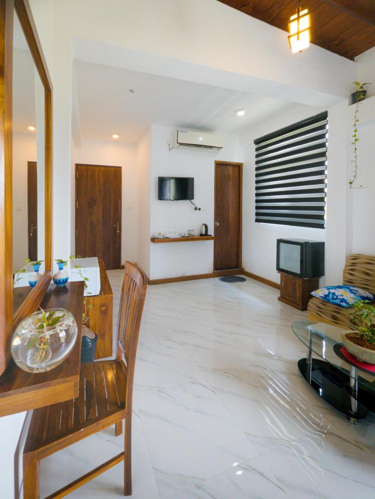 Airport Hotel By Cmb Apartments Negombo Luaran gambar